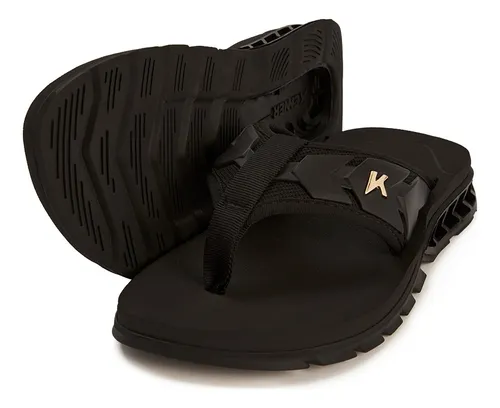 Chinelo Kenner Rakka