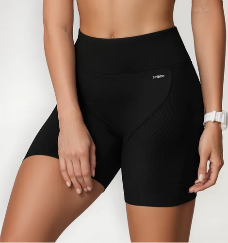 Short Academia Feminina