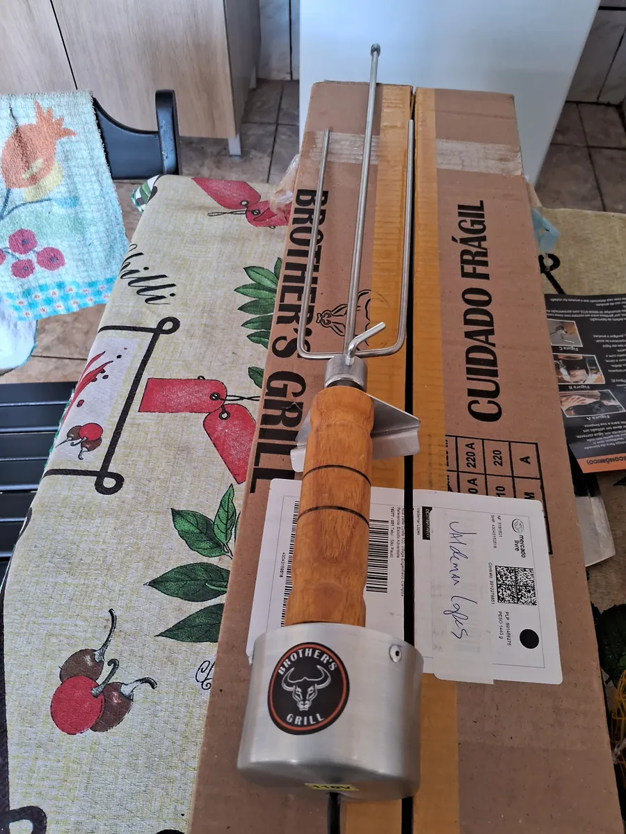 Espeto Elétrico Giratório Churrasco