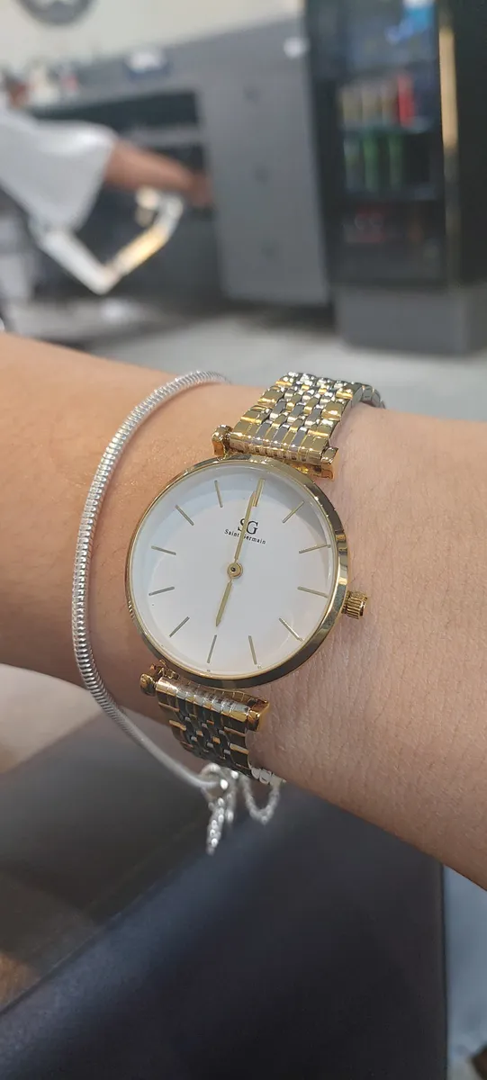 Relógio Feminino Dourado Astoria Saint Germain