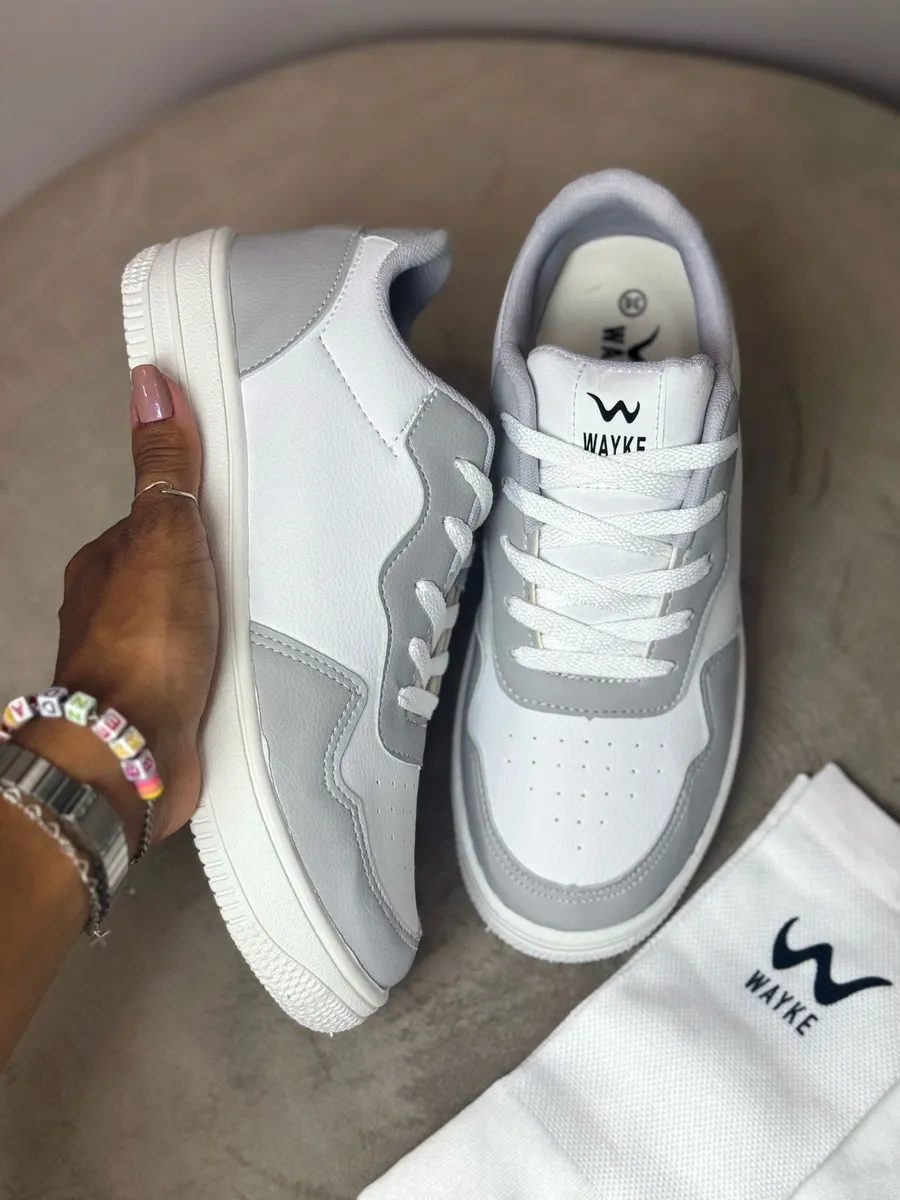 Tênis Feminino E Masculino