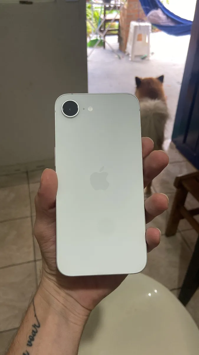 iPhone 16e (128 GB) – Branco