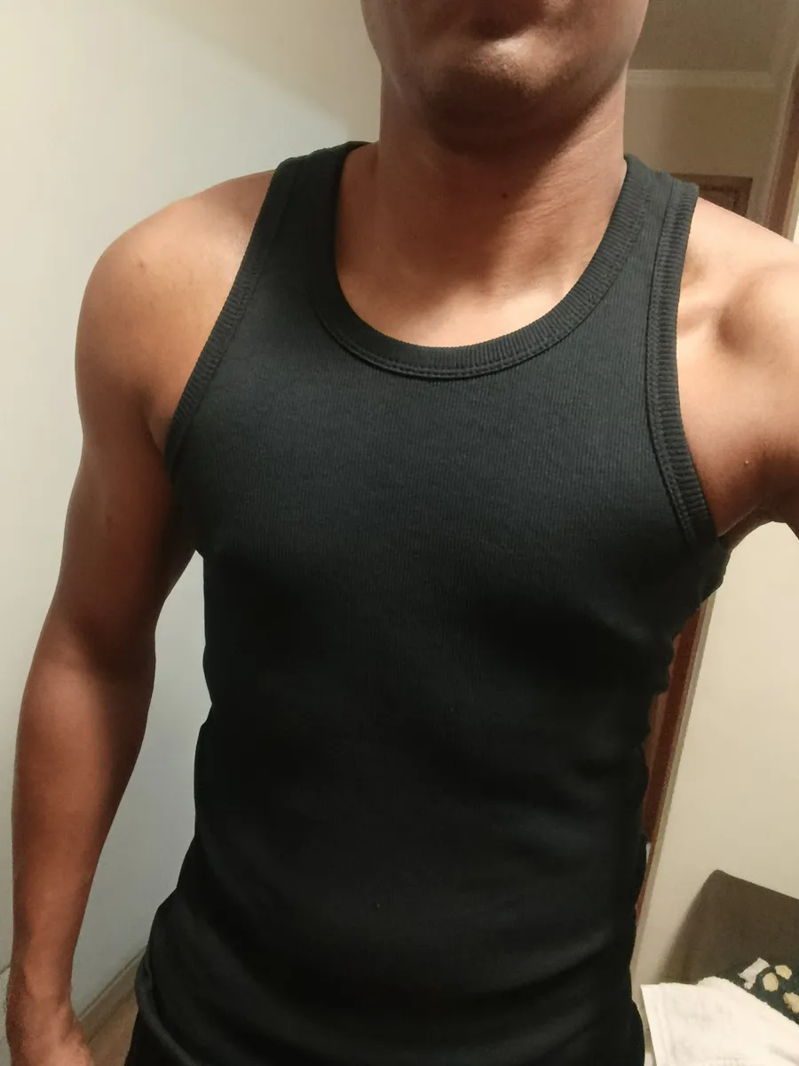 Regata Masculina Lisa Decote Costas