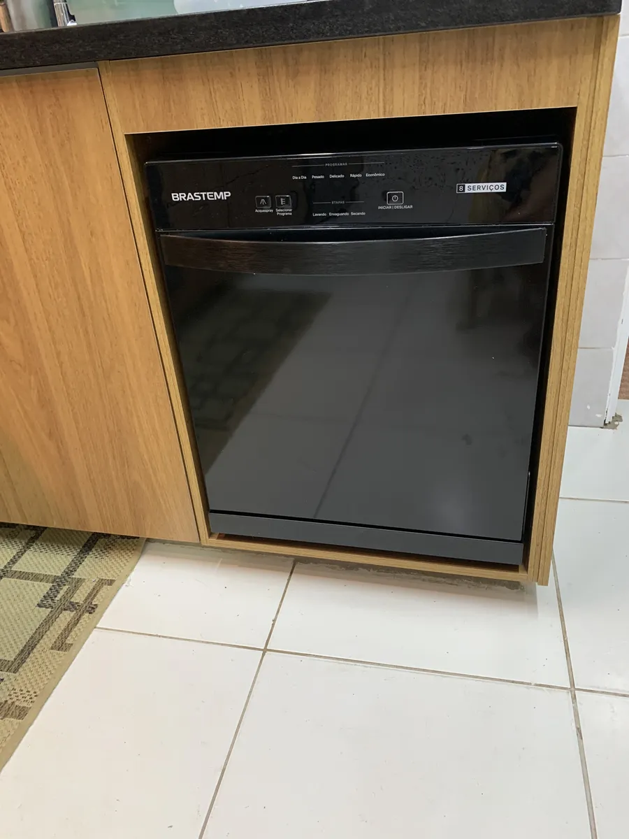 Lava Louças Brastemp 8 Serviços Preta