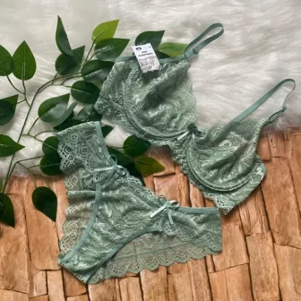 Conjunto Renda Sem Bojo Com Aro Sensual Calcinha Sutiã Sexy