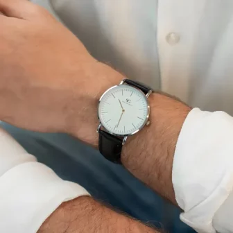 Relógio Masculino Prata de Couro Preto Saint Germain Murray Hill 40mm Fundo...